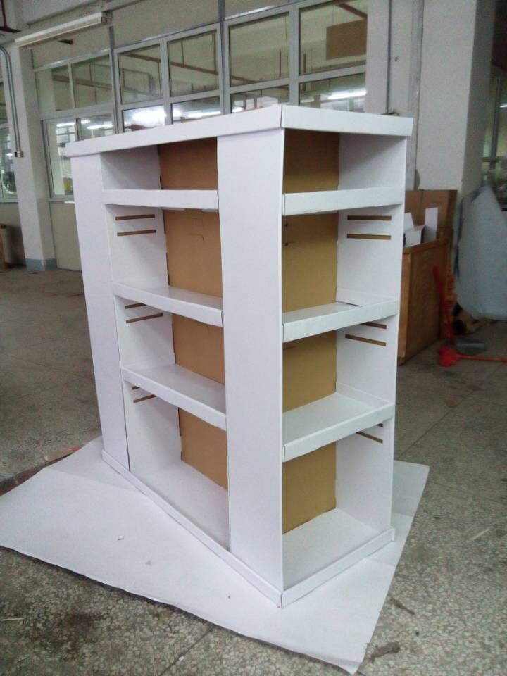 Holidaypac檔案庫中一份未印刷的多面托盤展示原型參考資料