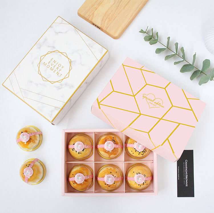 egg-yolk puff boxes