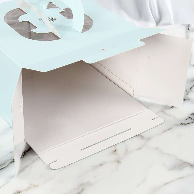 5.Blue portable cake box