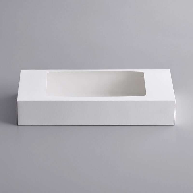 2.White rectangular pastry box