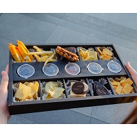 Wholesale Black and White Kraft Paper Grazing Box Catering Packaging Platter Box Partition for Picnic Party Grazing Box