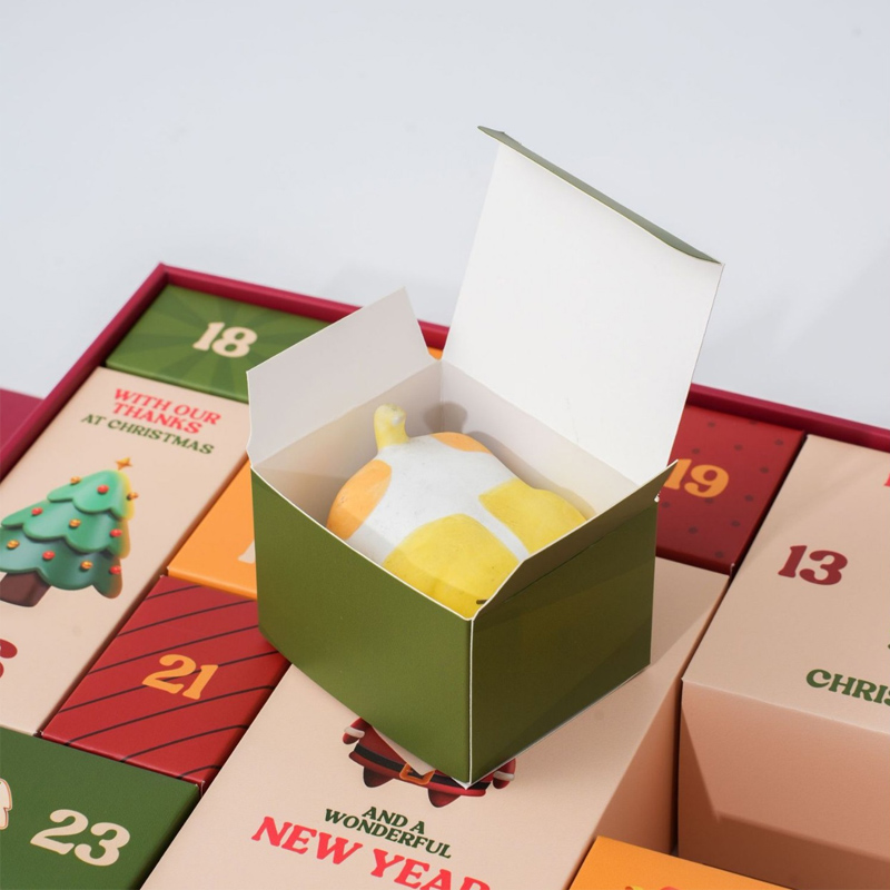 HOLIDAYPAC Mystery Box