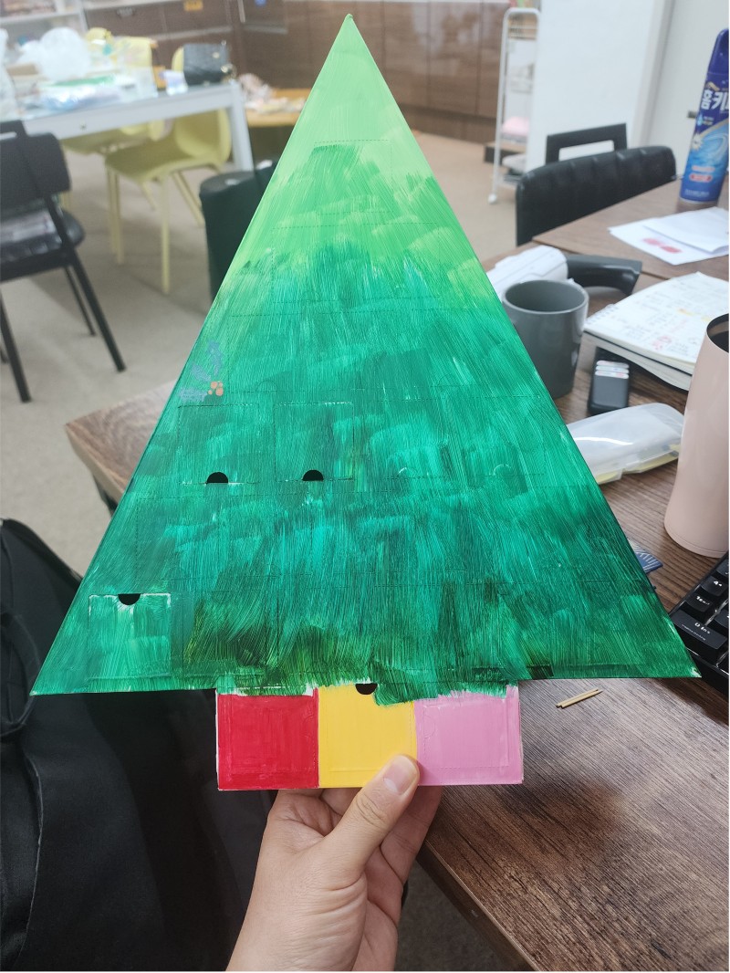 Holidaypac’s Custom Christmas Advent Calendar with Blind Boxes