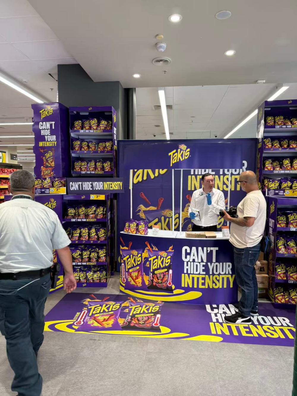 Custom Retail Display Solutions for Snacks: Takis Success Story at 7-Eleven & BIG W by Holidaypac