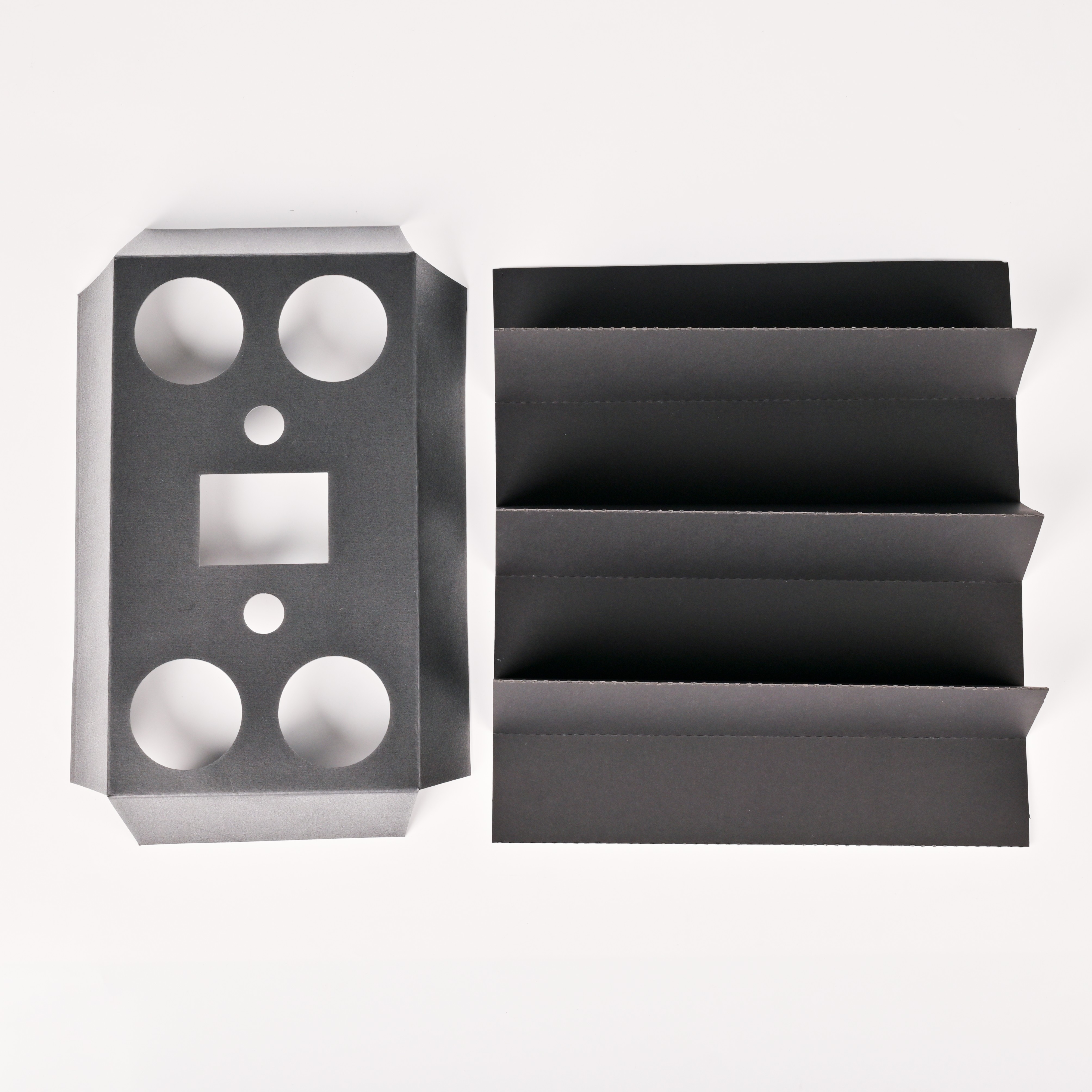 Premium Sushi Gift Box | Custom Foldable Magnetic Sushi Packaging Box with Dividers & Sauce Cup Tray | 42.5*31*7.5cm Wholesale - Holidaypac