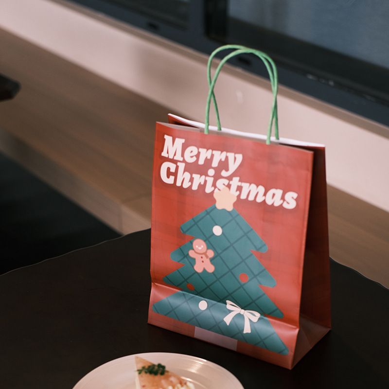 Wholesale Custom Printed Kraft Paper Christmas Gift Bags with Twisted Handles - Holidaypac