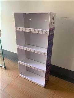 Use side panels for the store approach: Holidaypac cardboard display sample