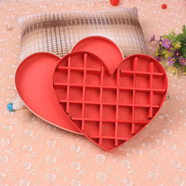 Wholesale 27 Cavity Heart-shaped Bowknot Chocolate Kraft Paper Gift Box