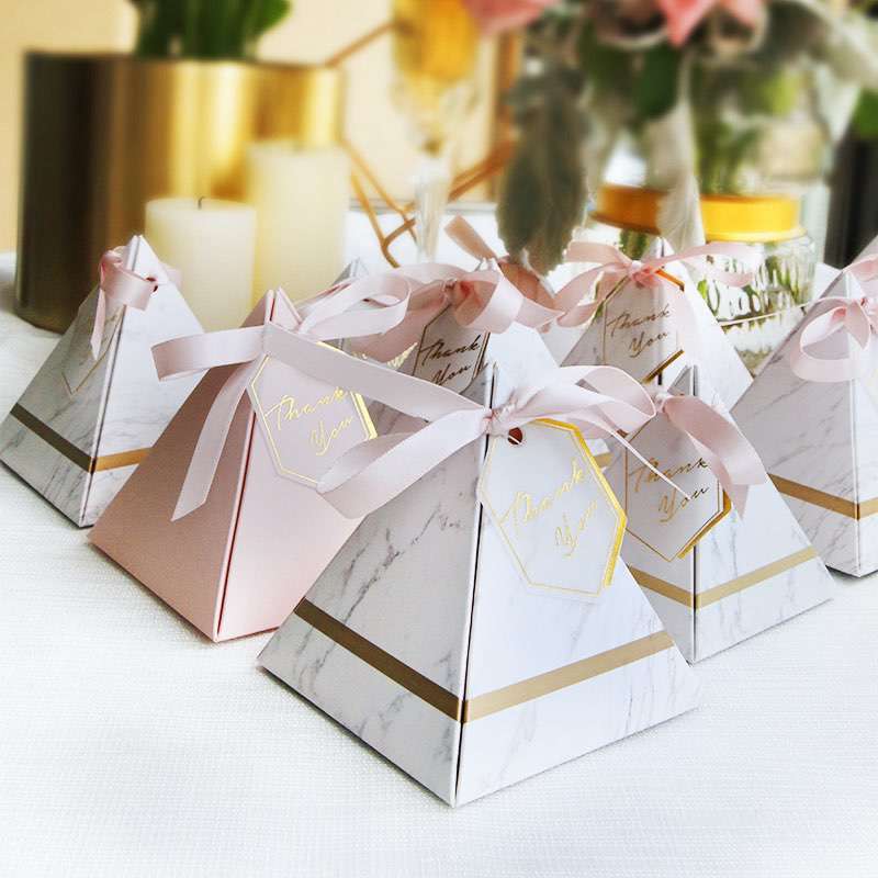 triangle quality favor boxes wedding boxes gift box with ribbon and tag