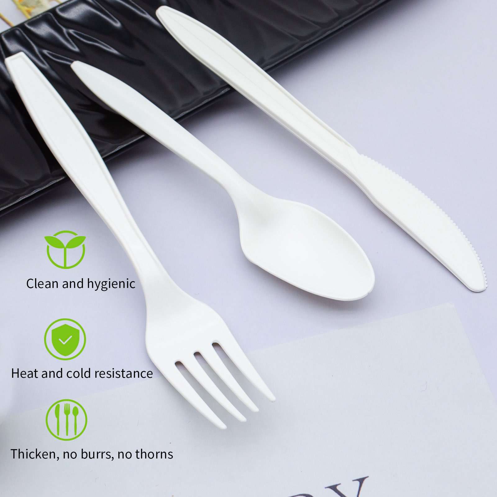 Disposable knife, fork and spoon picnic party